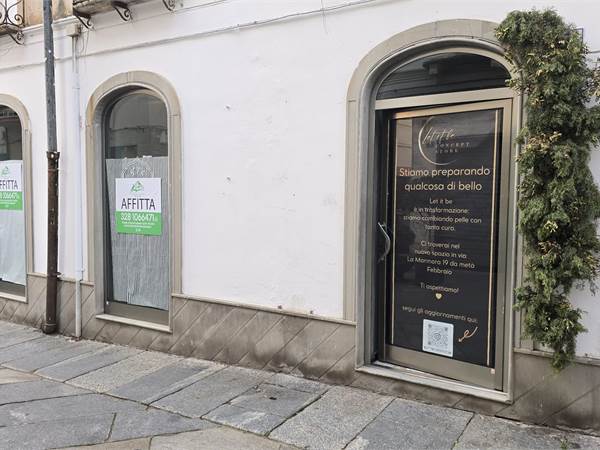 Locale commerciale in Corso Garibaldi